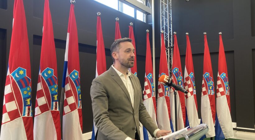 Istaknuta fotografija