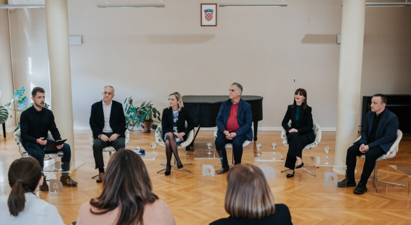 Istaknuta fotografija